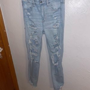 Size 10 light wash American Eagle ripped jeans